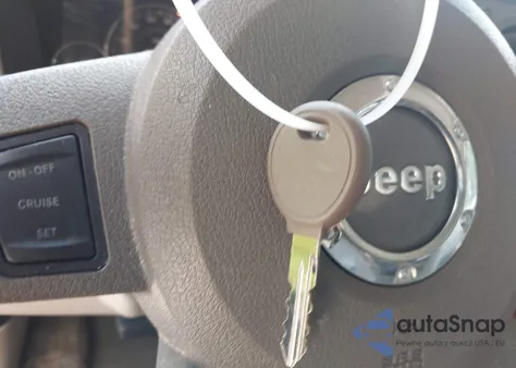 2006 Jeep Commander Limited from USA, damaged, VIN 1J8HH58NX6C179429